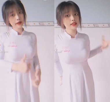 sex giật đuôi cáo Hiếp dâm nữ sinh cho đến khi cô ấy há mồm